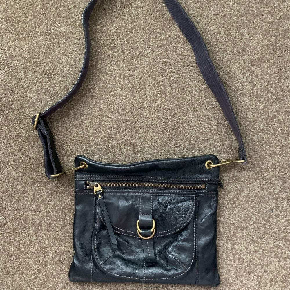 Fossil Genuine Leather Crossbody purse
